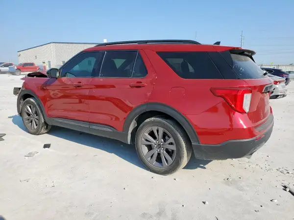 1FMSK7DH2NGA20868 2022 FORD EXPLORER - Image 2