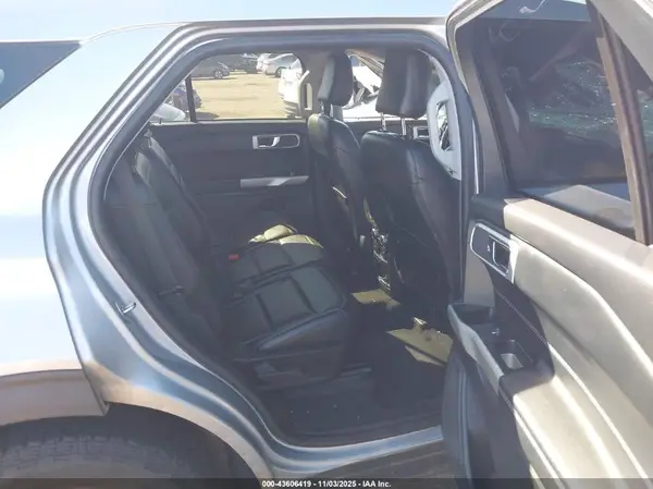 1FMSK7DH2NGA50873 2022 FORD EXPLORER - Image 8