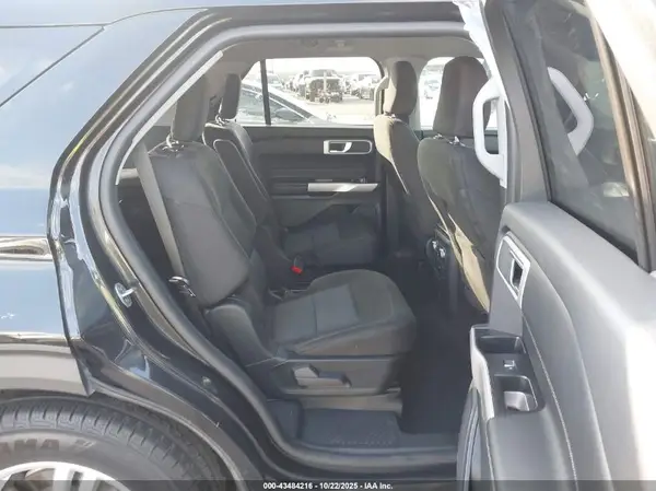 1FMSK7DH2NGA82285 2022 FORD EXPLORER - Image 8