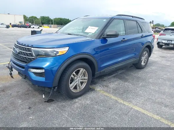 1FMSK7DH2NGB05709 2022 FORD EXPLORER - Image 2