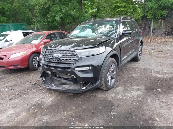 1FMSK7DH2NGB42128 2022 FORD EXPLORER - Image 2
