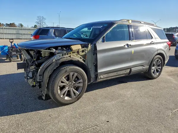 1FMSK7DH2NGB44865 2022 FORD EXPLORER - Image 1