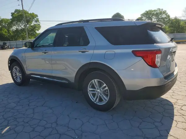 1FMSK7DH2NGB57552 2022 FORD EXPLORER - Image 2