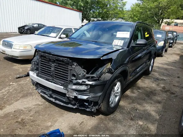 1FMSK7DH2NGB69877 2022 FORD EXPLORER - Image 2