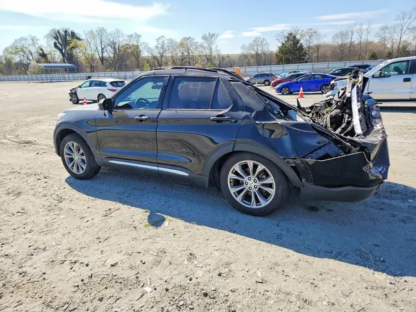 1FMSK7DH2NGB95122 2022 FORD EXPLORER - Image 2