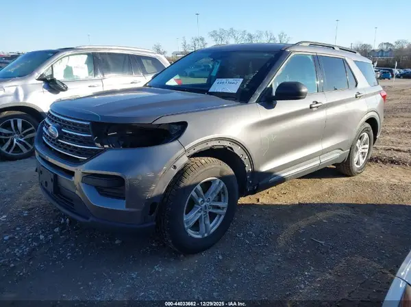 1FMSK7DH2NGC15403 2022 FORD EXPLORER - Image 2