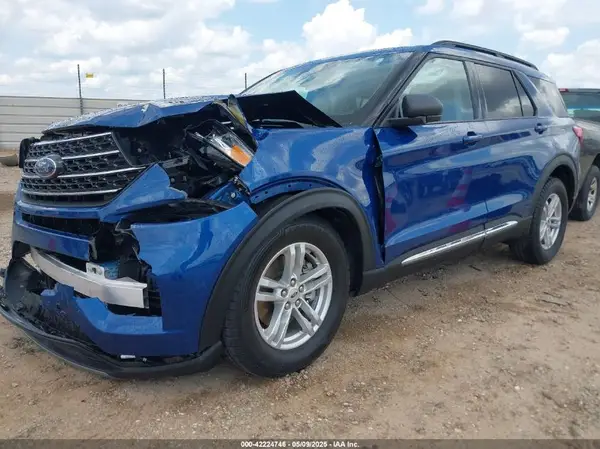 1FMSK7DH2PGA08559 2023 FORD EXPLORER - Image 2