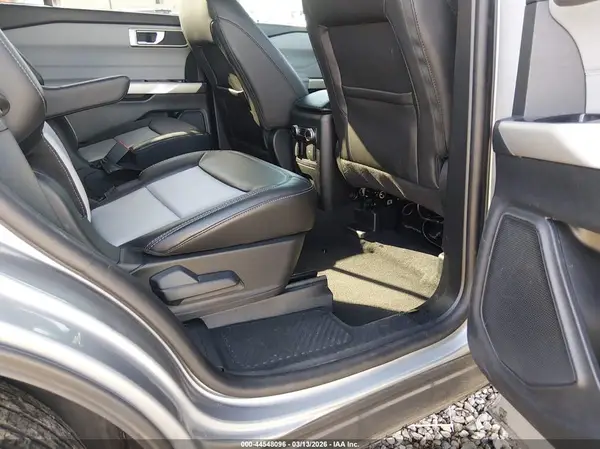 1FMSK7DH2PGA22056 2023 FORD EXPLORER - Image 8