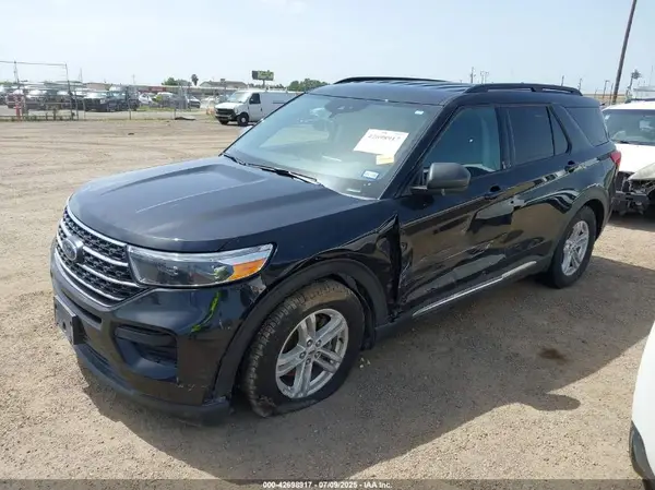 1FMSK7DH2PGA49726 2023 FORD EXPLORER - Image 2