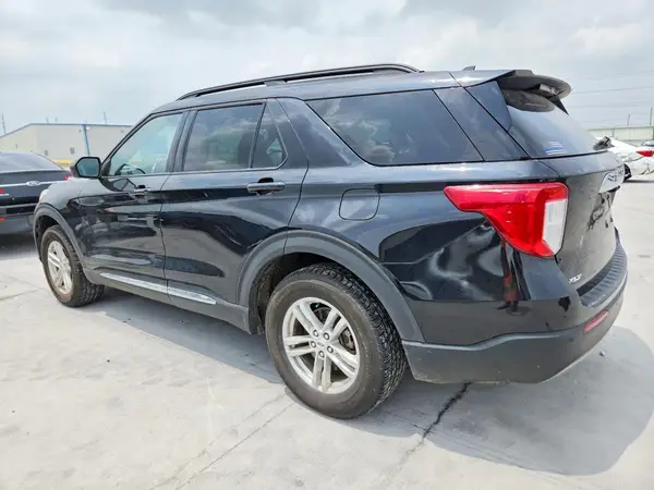 1FMSK7DH2PGA59155 2023 FORD EXPLORER - Image 2