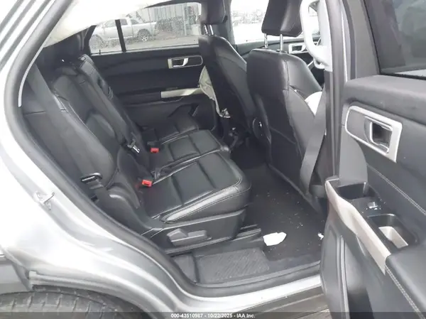 1FMSK7DH2PGA61164 2023 FORD EXPLORER - Image 8