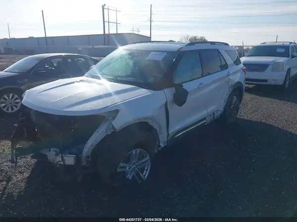1FMSK7DH2PGA90891 2023 FORD EXPLORER - Image 2