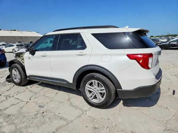 1FMSK7DH2PGB21881 2023 FORD EXPLORER - Image 2