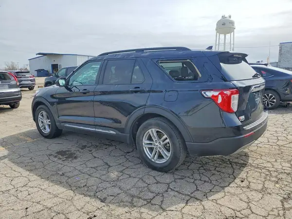 1FMSK7DH2PGB29382 2023 FORD EXPLORER - Image 2