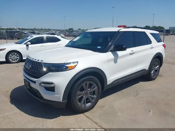 1FMSK7DH2PGB79294 2023 FORD EXPLORER - Image 2