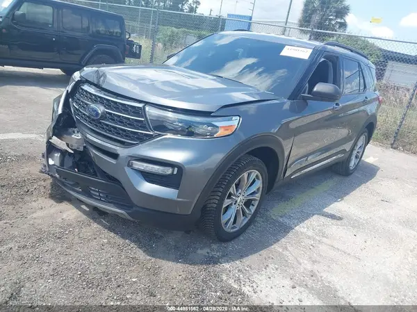 1FMSK7DH2PGB79649 2023 FORD EXPLORER - Image 2