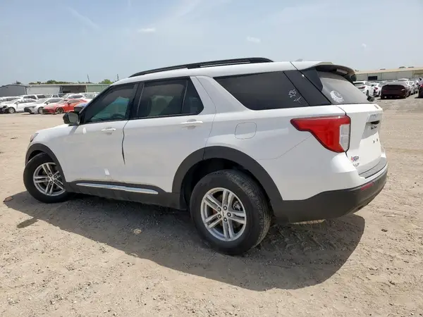 1FMSK7DH2PGC26047 2023 FORD EXPLORER - Image 2