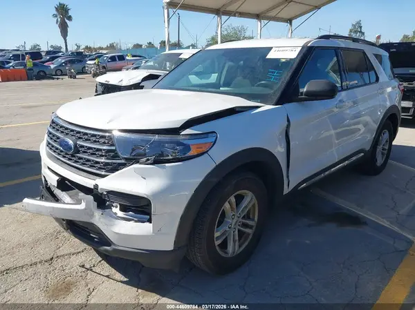 1FMSK7DH2PGC26503 2023 FORD EXPLORER - Image 2