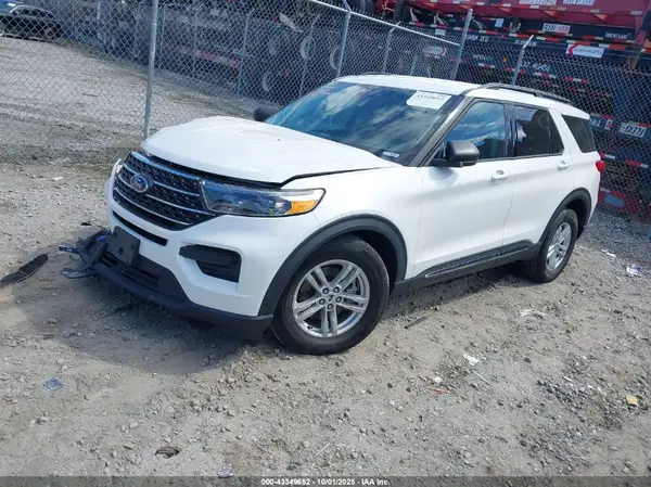 1FMSK7DH2PGC34827 2023 FORD EXPLORER - Image 2