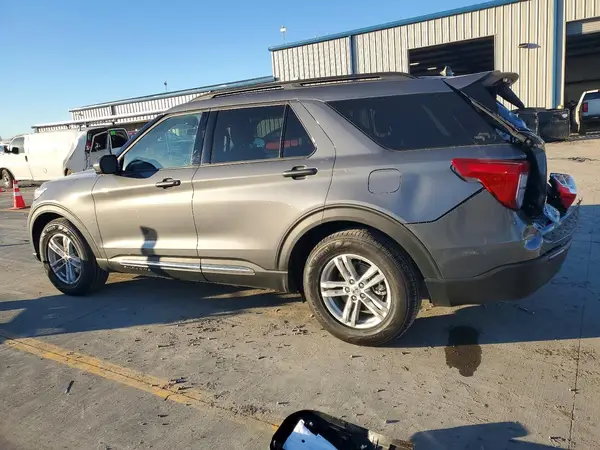 1FMSK7DH2PGC39221 2023 FORD EXPLORER - Image 2