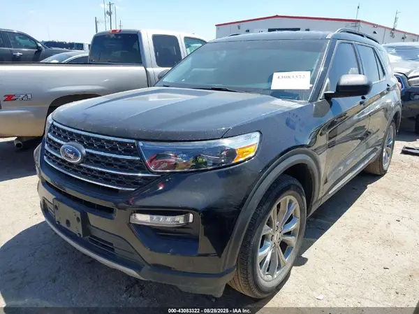 1FMSK7DH2RGA21119 2024 FORD EXPLORER - Image 2