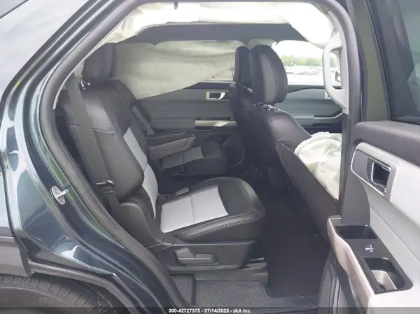 1FMSK7DH2RGA85824 2024 FORD EXPLORER - Image 8