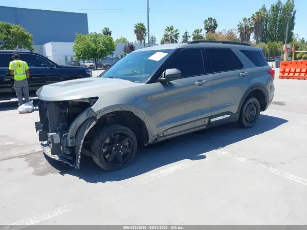 1FMSK7DH3LGB06266 2020 FORD EXPLORER - Image 2