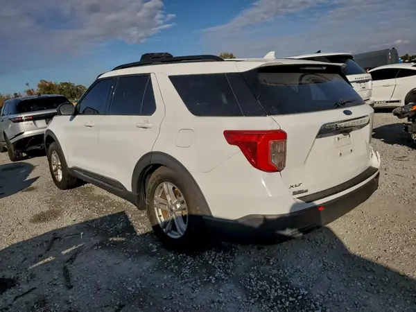1FMSK7DH3LGB80738 2020 FORD EXPLORER - Image 2