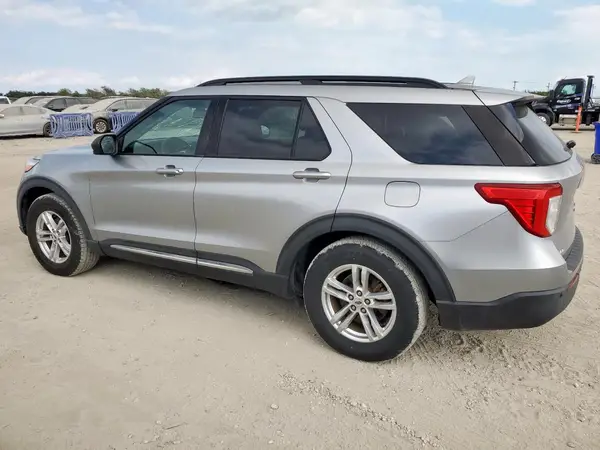 1FMSK7DH3LGC79592 2020 FORD EXPLORER - Image 2