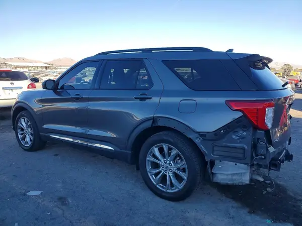 1FMSK7DH3MGA16763 2021 FORD EXPLORER - Image 2