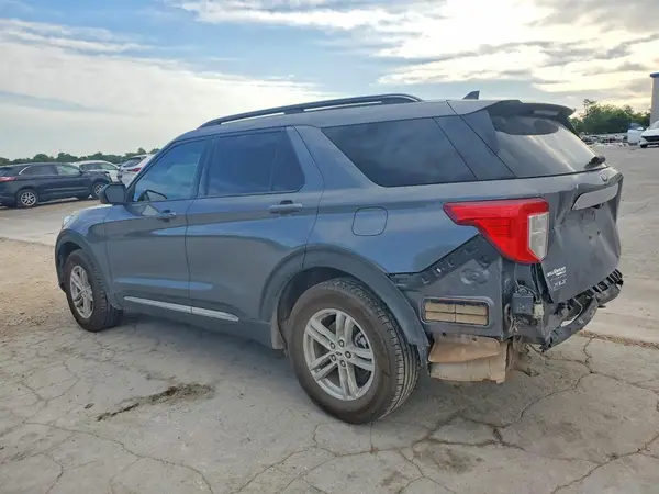 1FMSK7DH3MGA50105 2021 FORD EXPLORER - Image 2
