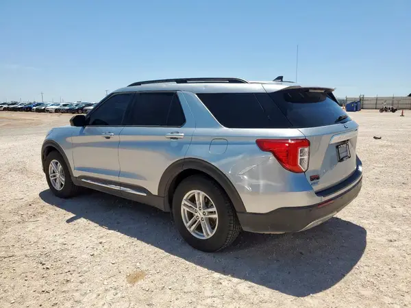 1FMSK7DH3MGA71732 2021 FORD EXPLORER - Image 2