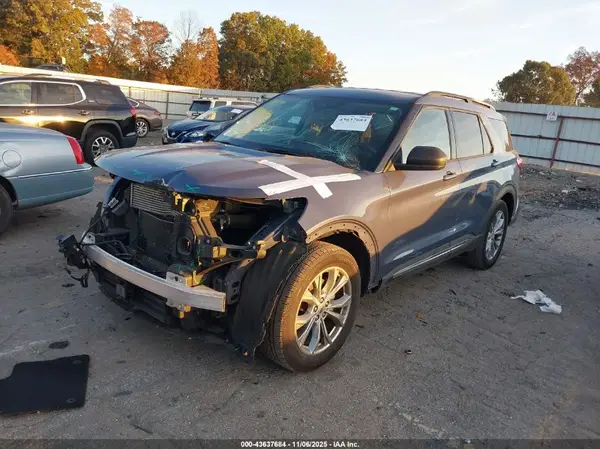 1FMSK7DH3MGB11341 2021 FORD EXPLORER - Image 2