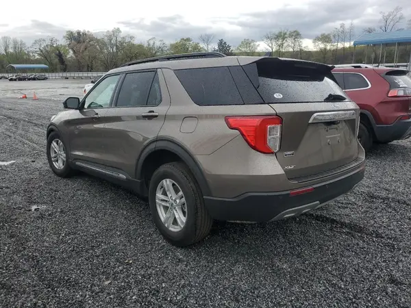 1FMSK7DH3MGB39284 2021 FORD EXPLORER - Image 2