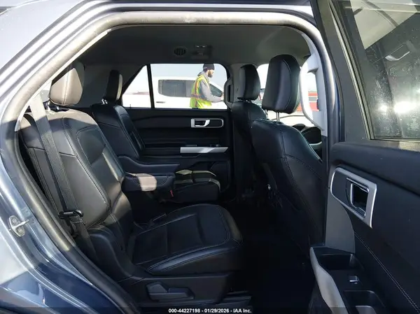1FMSK7DH3MGB43447 2021 FORD EXPLORER - Image 8