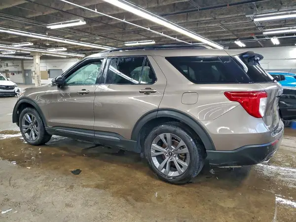 1FMSK7DH3MGB50771 2021 FORD EXPLORER - Image 2