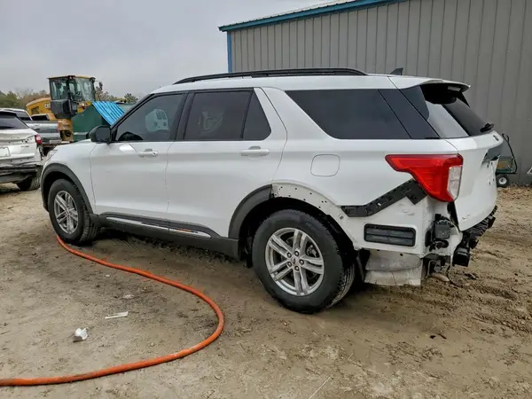1FMSK7DH3MGB75976 2021 FORD EXPLORER - Image 2