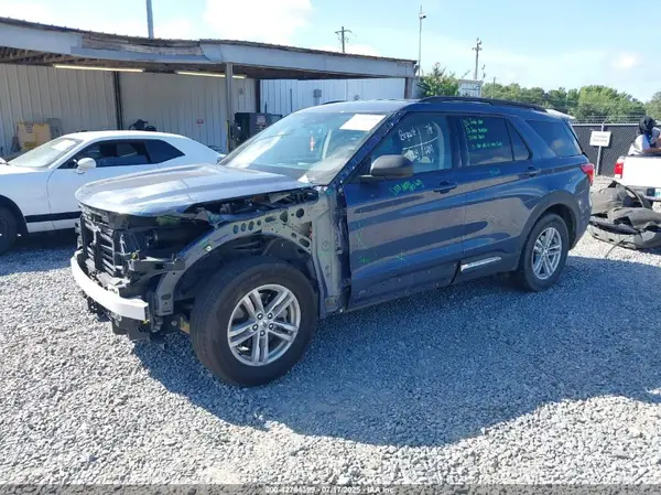 1FMSK7DH3MGB92762 2021 FORD EXPLORER - Image 2