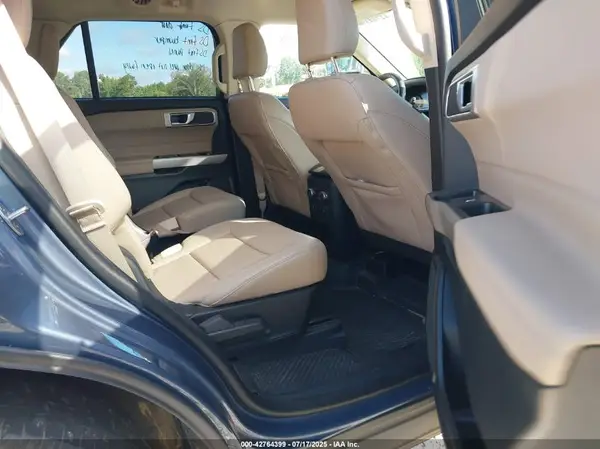 1FMSK7DH3MGB92762 2021 FORD EXPLORER - Image 8
