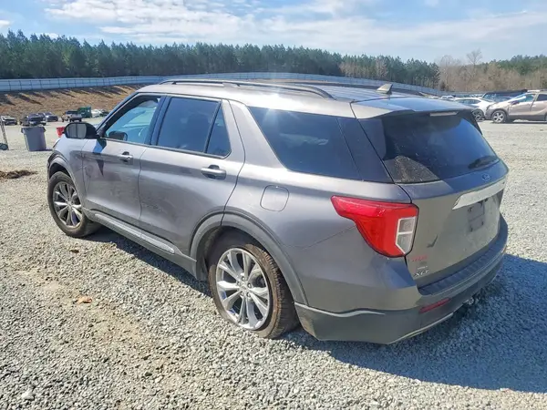 1FMSK7DH3MGC16574 2021 FORD EXPLORER - Image 2