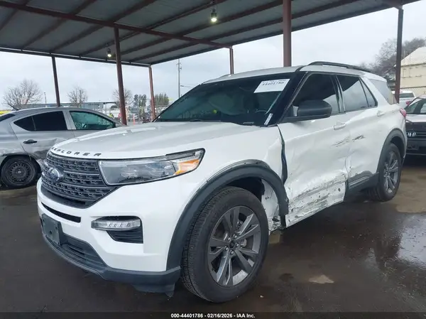 1FMSK7DH3MGC17871 2021 FORD EXPLORER - Image 2