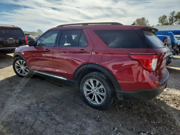 1FMSK7DH3NGA18921 2022 FORD EXPLORER - Image 2