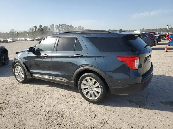 1FMSK7DH3NGA20216 2022 FORD EXPLORER - Image 2