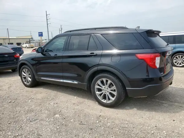 1FMSK7DH3NGA35931 2022 FORD EXPLORER - Image 2