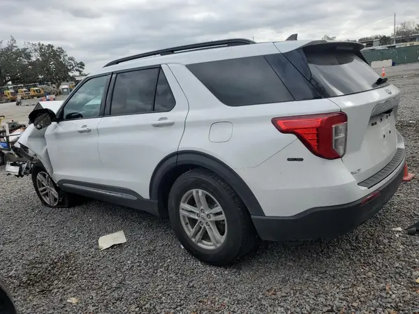 1FMSK7DH3NGA39526 2022 FORD EXPLORER - Image 2