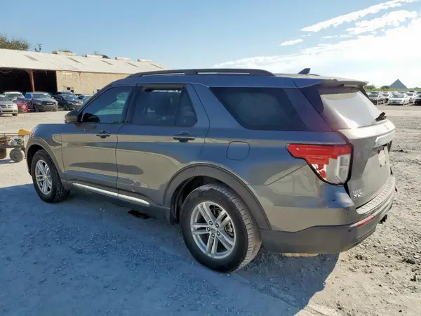 1FMSK7DH3NGA45097 2022 FORD EXPLORER - Image 2