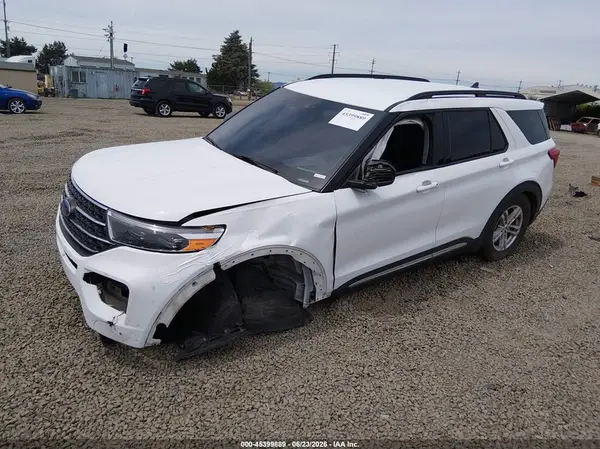 1FMSK7DH3NGA50994 2022 FORD EXPLORER - Image 2