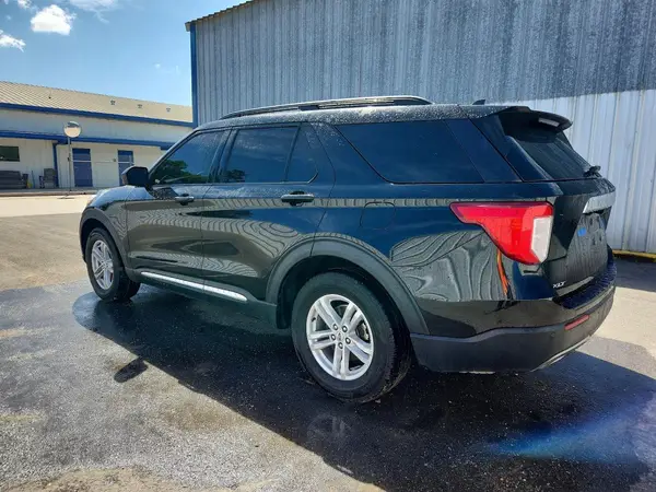 1FMSK7DH3NGA51420 2022 FORD EXPLORER - Image 2
