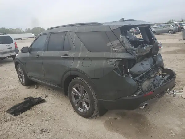 1FMSK7DH3NGA75393 2022 FORD EXPLORER - Image 2