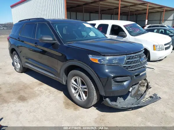 1FMSK7DH3NGA83915 2022 FORD EXPLORER - Image 1